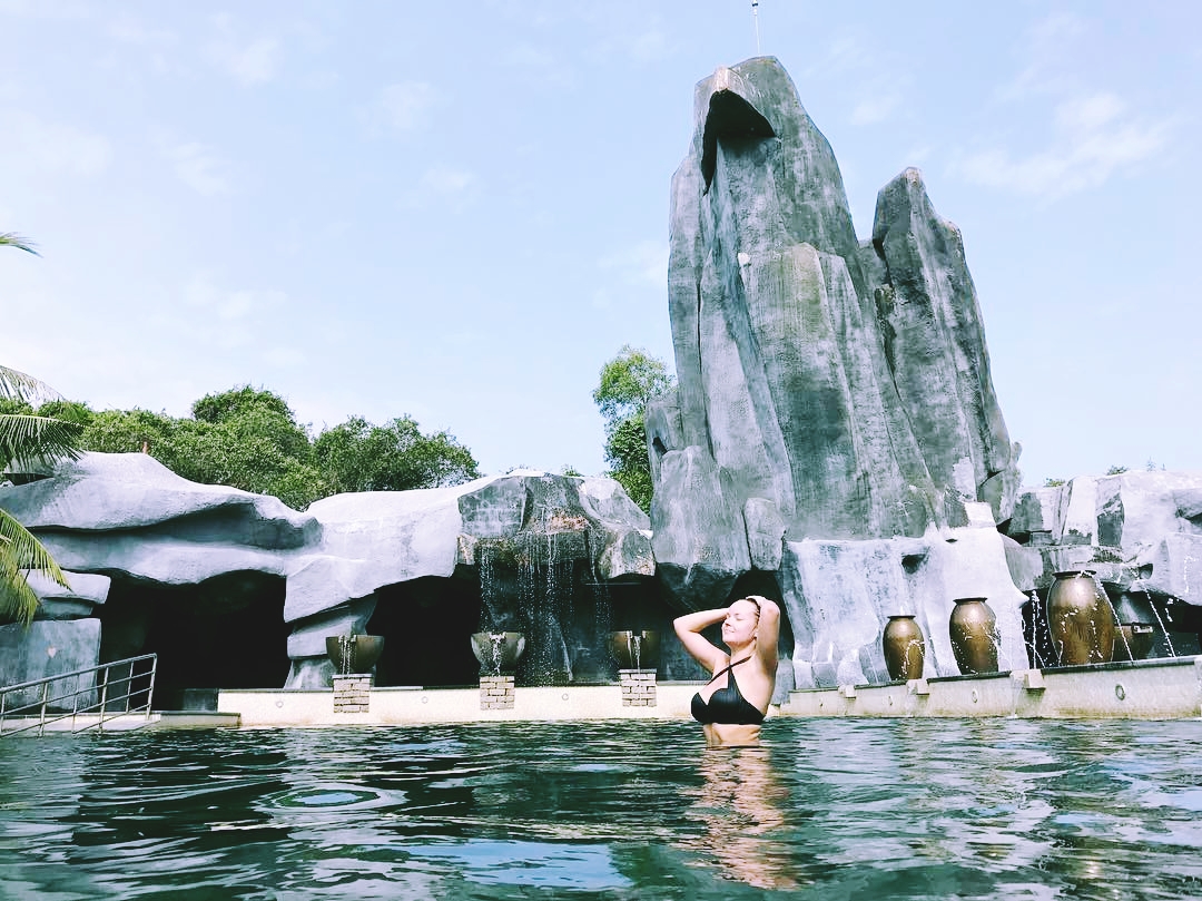 Suối nước nóng Bình Châu là khu nghỉ dưỡng được du khách cực kỳ ưa thích